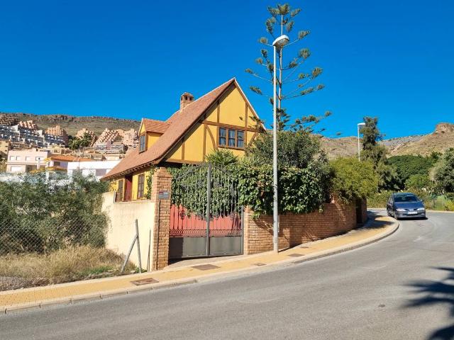 Chalet en venta en Vícar, Andalucía