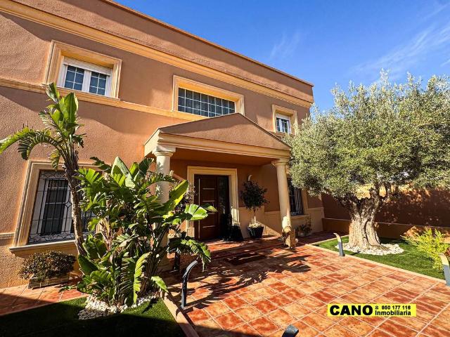 Chalet en venta en Vícar, Andalucía