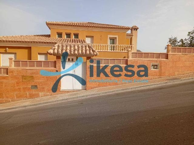Chalet en venta en Vícar, Almería