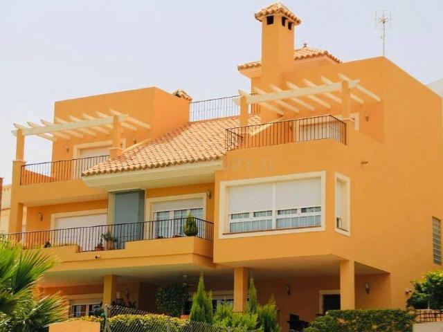 Villa en venta en Vícar