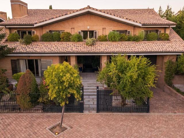 Chalet en venta en Pozuelo Estación, Pozuelo De Alarcón