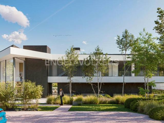 Villa en venta en Pozuelo De Alarcón, Pozuelo Estación
