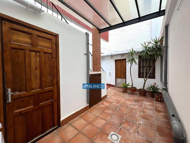Villa en venta en L'hospitalet De Llobregat, Centre