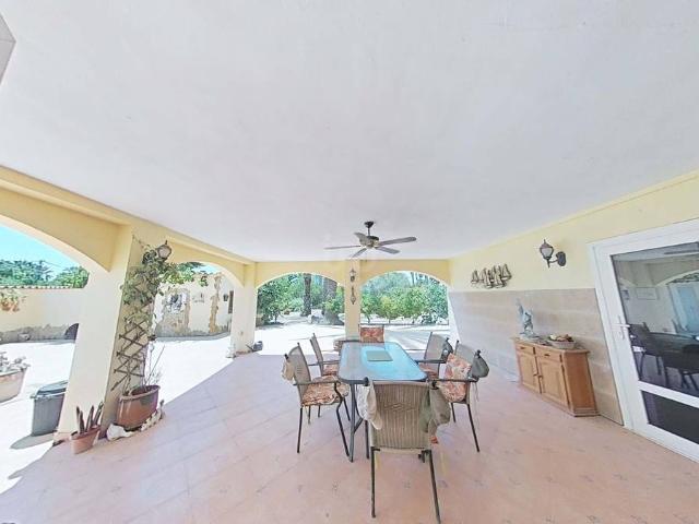 Villa en venta en Elche, el Salvador