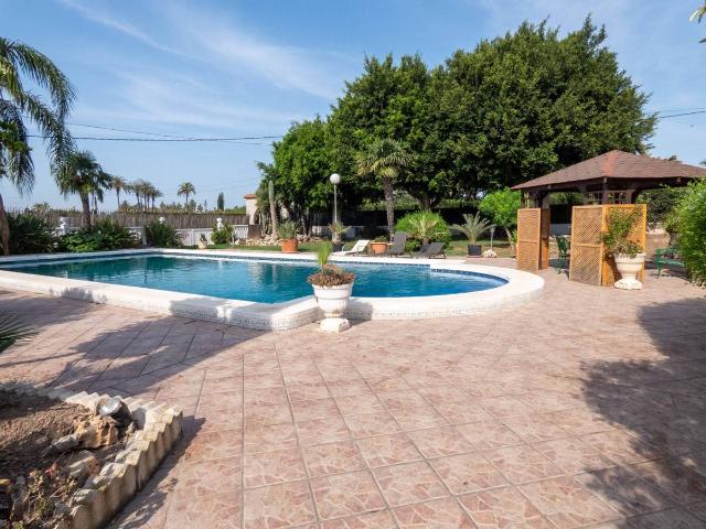 Villa en venta en Elche, el Salvador