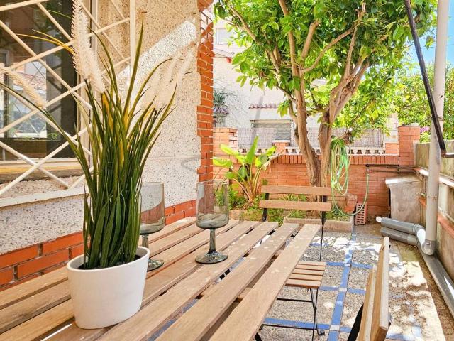 Villa en venta en Cornellà De Llobregat, Centre