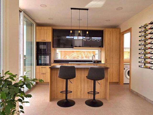 Villa en venta en Vidreres