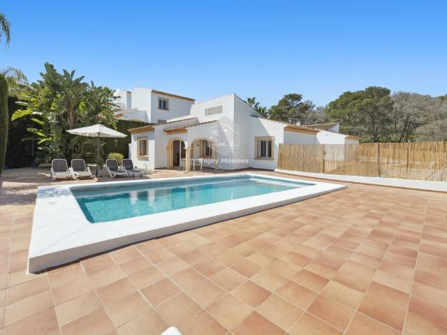Villa en venta en Jávea, Urbanització Montgó-Toscamar