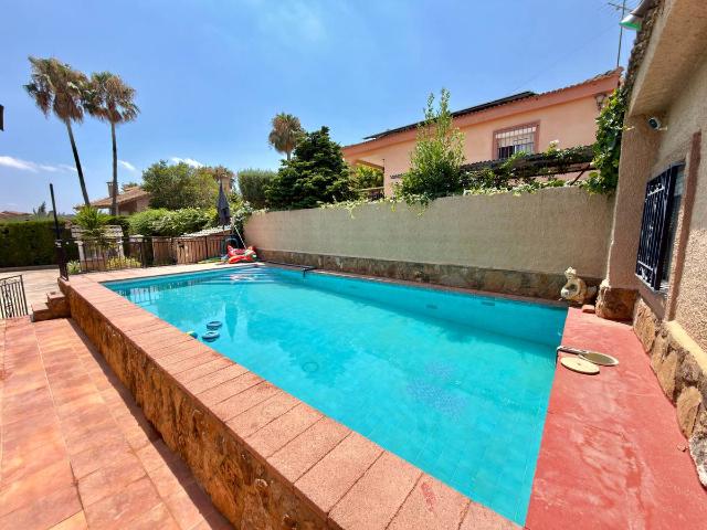Chalet en venta en La Hoya de Buñol, Valencia