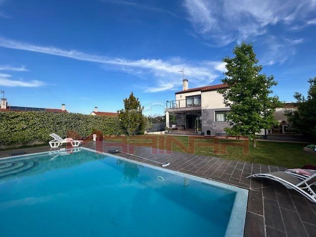 Villa en venta en Aranjuez, Casco Antiguo