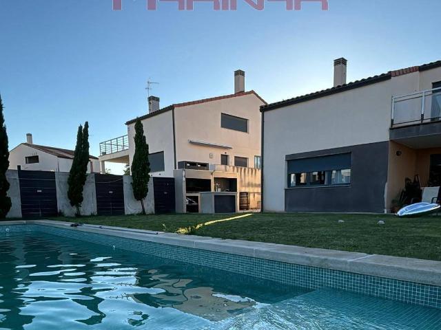 Villa en venta en Aranjuez, Casco Antiguo
