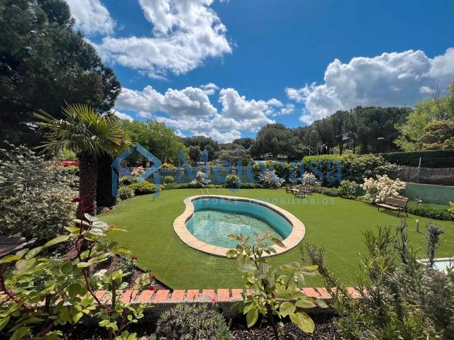 Villa en venta en Galapagar