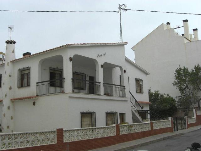 Villa en venta en La Nucia
