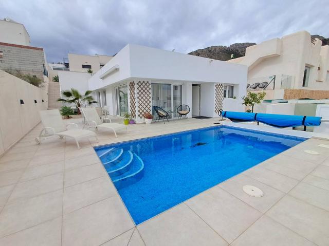 Chalet en venta en la Marina Baixa, Valencia