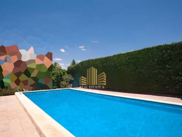 Chalet en venta en Alcalá De Guadaíra, Andalucía