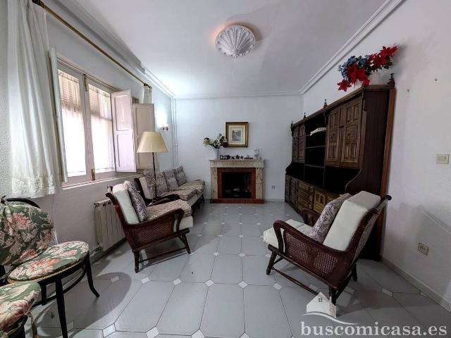 Chalet en venta en Linares, Andalucía