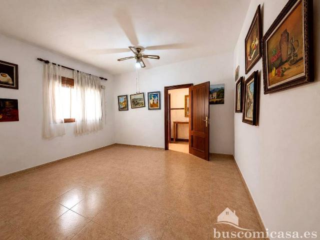 Chalet en venta en Linares, Andalucía