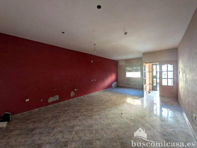 Chalet en venta en Linares, Andalucía