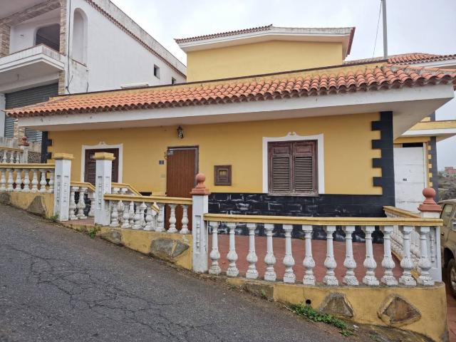 Villa en venta en La orotava, La Marzaga