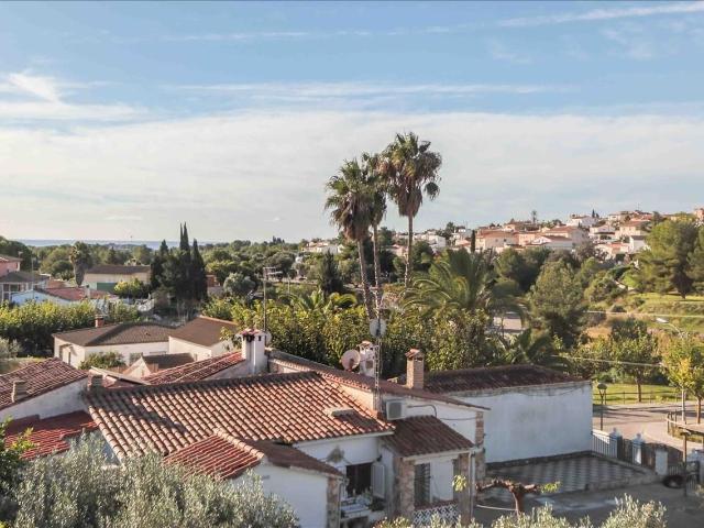 Villa en venta en La Pobla De Montornès