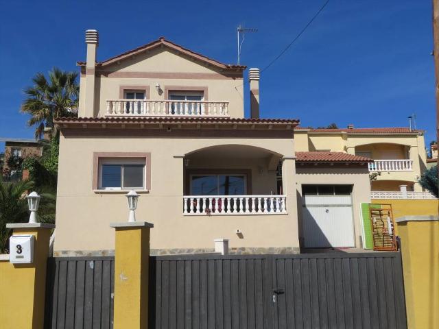 Chalet en venta en el Castell de Montornès, Tarragonès