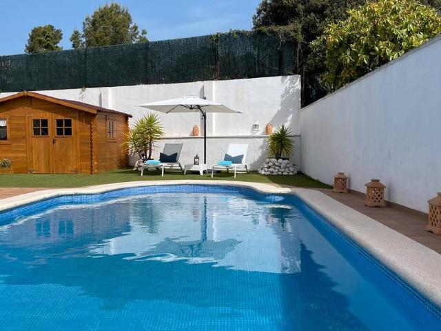 Villa en venta en La Pobla De Montornès