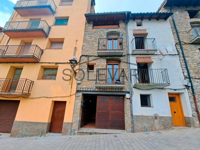 Villa en venta en La Pobla De Segur