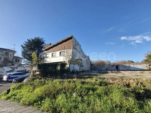Chalet en venta en Santolaya, Siero