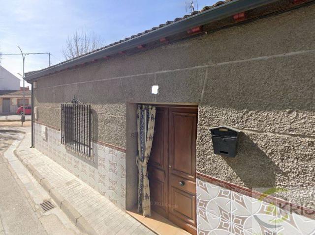 Chalet en venta en La Puebla De Almoradiel, Toledo