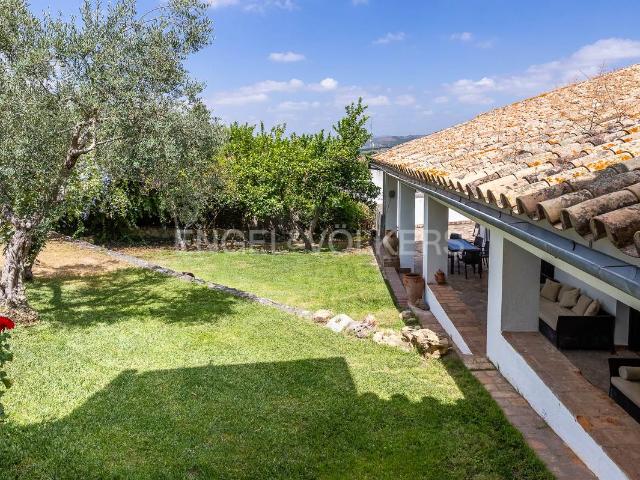 Chalet en venta en La Puebla De Los Infantes, Andalucía