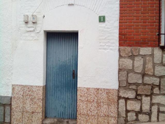 Villa en venta en La Puebla De Montalbán