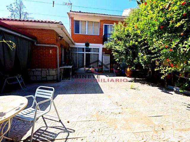 Villa en venta en La Puebla De Montalbán