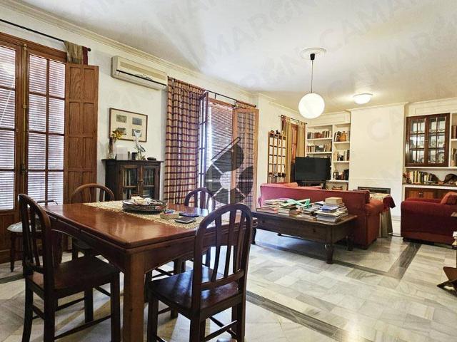 Chalet en venta en La Puebla Del Río, Andalucía