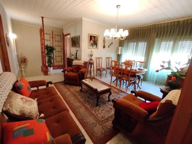 Chalet en venta en Distrito 5, Albacete