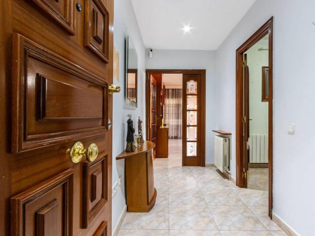 Chalet en venta en Barri Antic, Barberà del Vallès