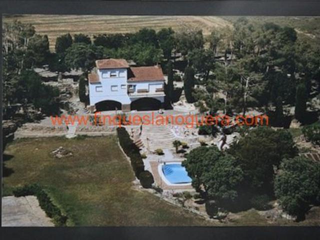 Villa en venta en La Sentiu De Sió
