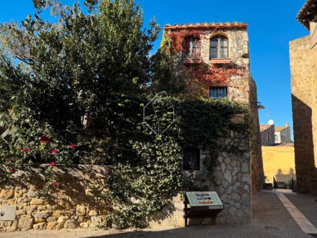 Villa en venta en La Tallada D'empordà