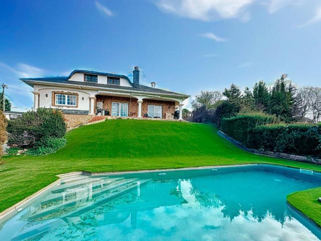 Villa en venta en La Torre De Claramunt