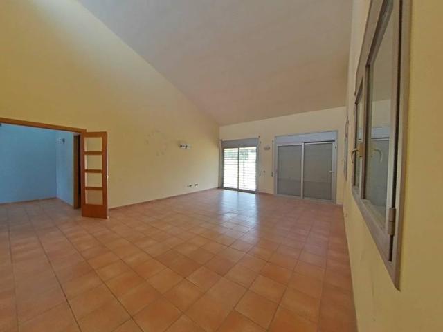 Chalet en venta en la Torre de Claramunt, Barcelona