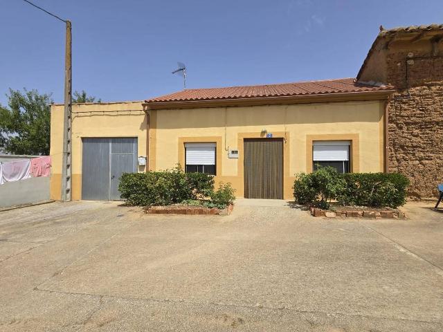 Chalet en venta en La Torre Del Valle, Castilla y León