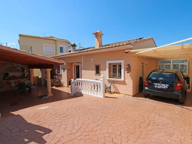 Villa en venta en La Vall De Laguar, Benimaurell