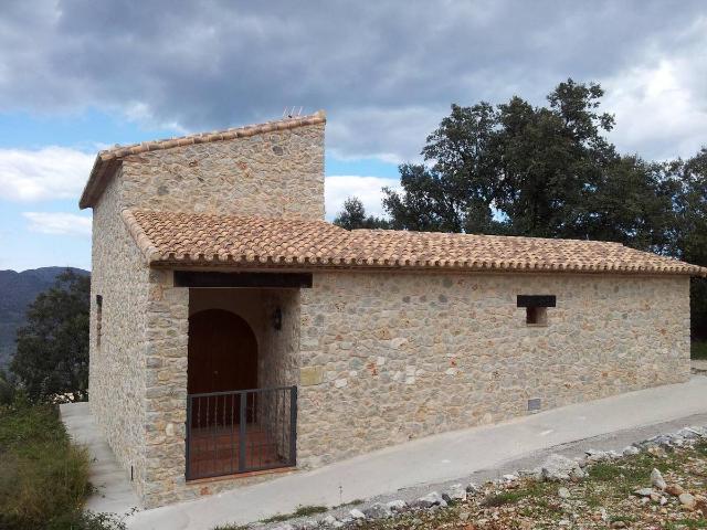 Villa en venta en La Vall De Laguar, Benimaurell