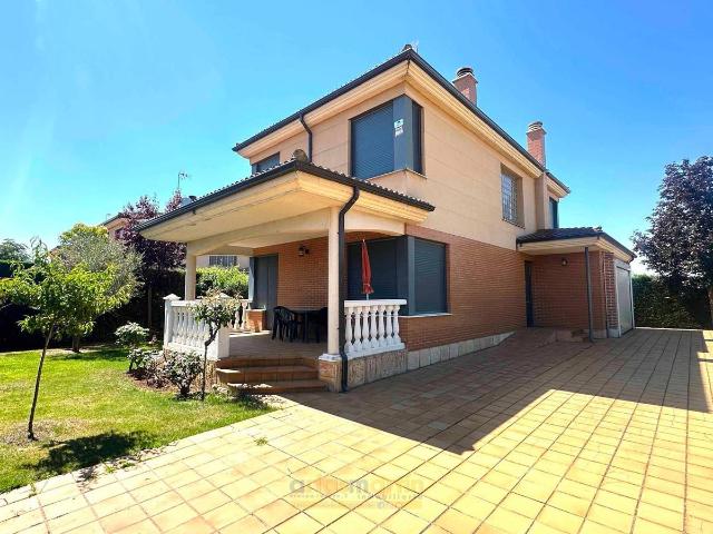 Villa en venta en La Vellés, San Bernardo