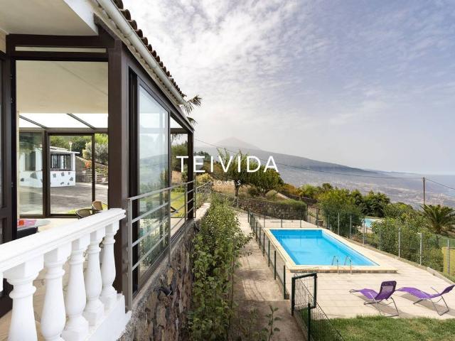 Chalet en venta en Santa Úrsula, Canarias