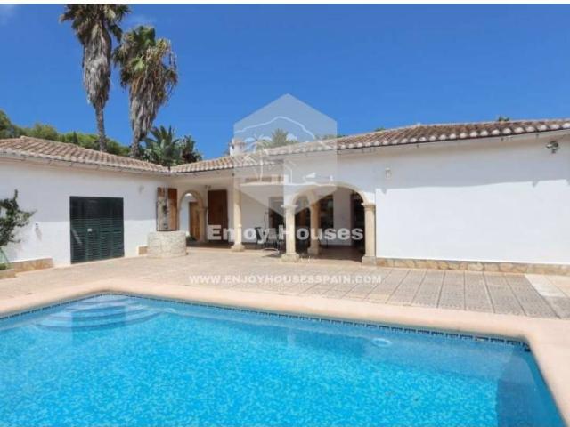 Chalet en venta en Barri Port / Centro, la Marina Alta