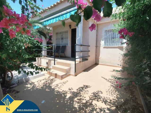 Chalet en venta en Obispo Rocamora, el Baix Segura / La Vega Baja