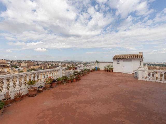 Villa en venta en La Zubia, Barrio Ermitaño