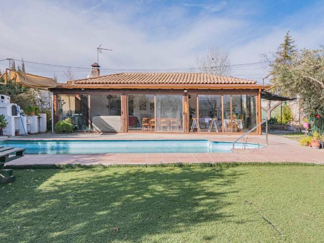 Chalet en venta en Comarca de la Vega de Granada, Andalucía