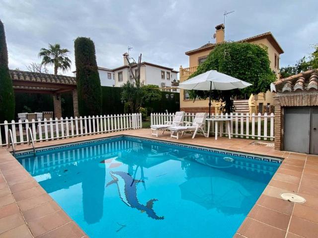 Chalet en venta en Barrio Ermitaño, La Zubia