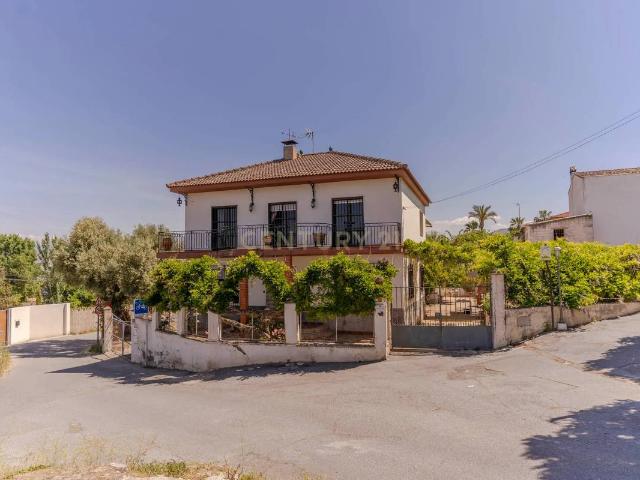 Villa en venta en La Zubia, Barrio Ermitaño